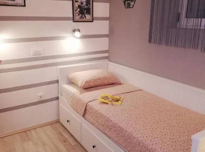 Komadina Guest house 3*