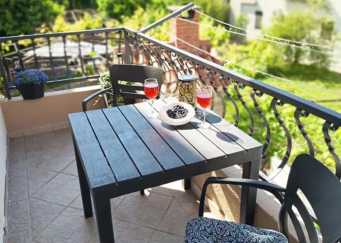 Komadina Guest house