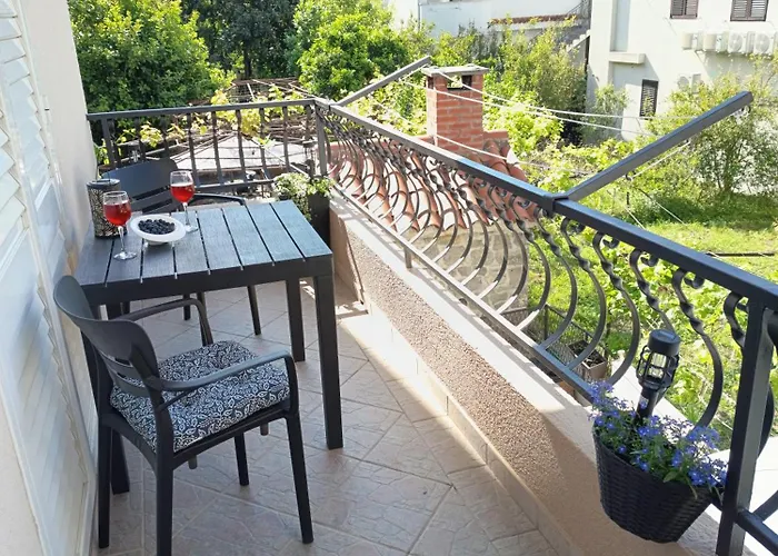 Komadina Guest house 3*