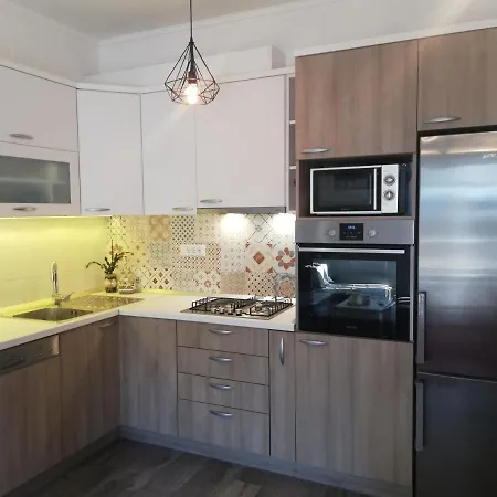 בית הארחה Komadina מאקרסקה
