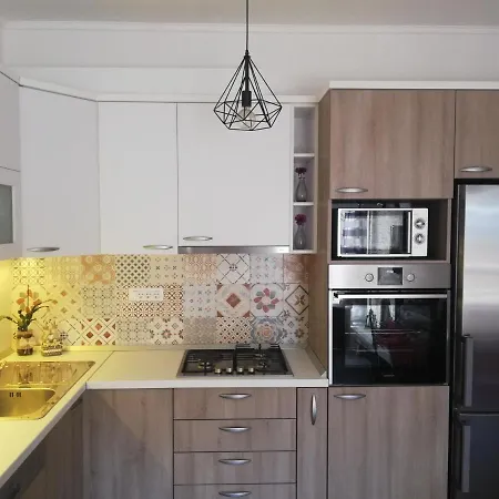 Apartman Komadina 马卡尔斯卡